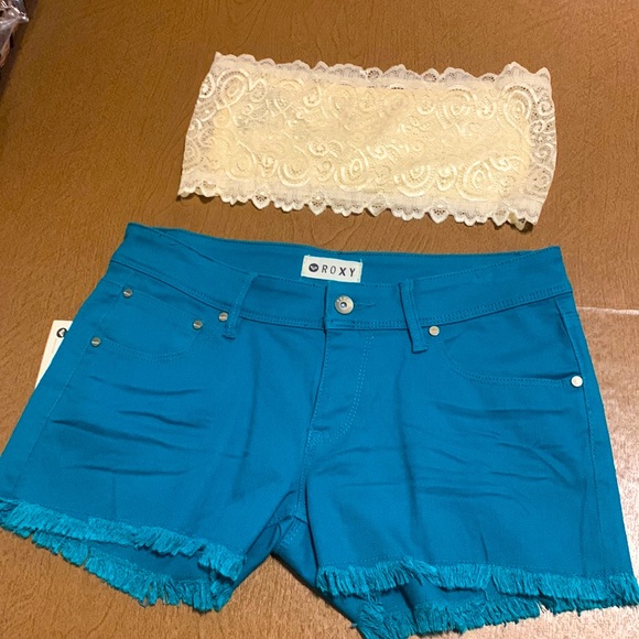 Roxy blue shorts with a lace bando.**NEVER WORN & WILL SELL SEPARATE** - Picture 1 of 5